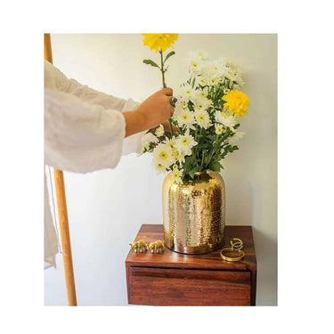 10Club Hammered Gold Metal Vase