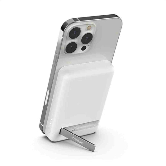 LX INDIA Power Bank Belkin 5000 mAH Magsafe Wireless Power Bank White USB Type C