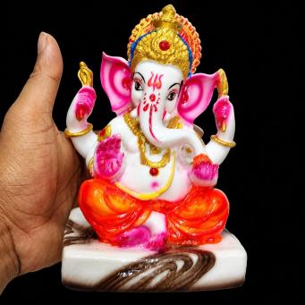 Idols &amp; Figurines
