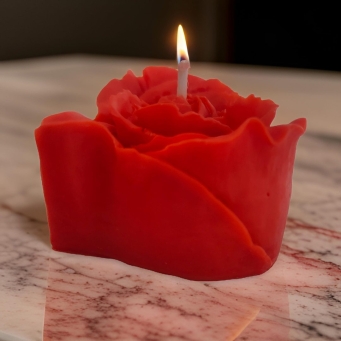 Red heart shape rose flower candle for elegant home decor