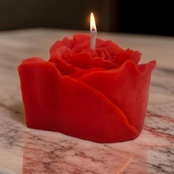 Red heart shape rose flower candle for elegant home decor