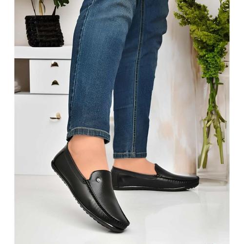 Men’s Black Casual Loafers | Flexible Slip-On Driving Shoes | Daily Wear Footwear | WUGO