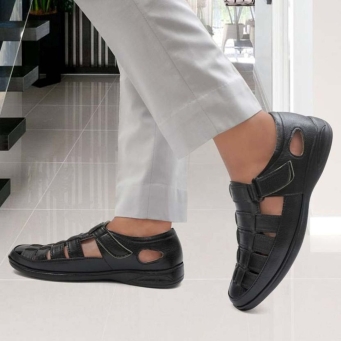 Sandals & Floaters