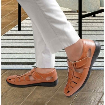 Sandals & Floaters