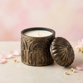 Front view of Sugandhit Love Story Couple Hugging Luxury Soy Wax Candle in Lavender