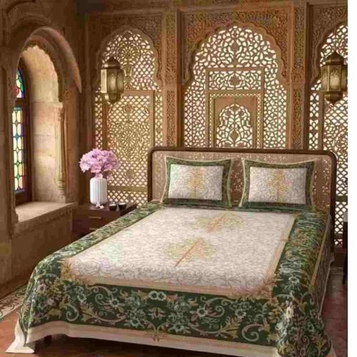 Green & Gold Ethnic Floral Bedsheet Set with 2 Pillow Covers