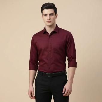 Men's maroon solid casual shirt front side regular fit