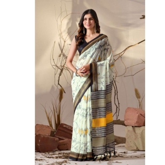 Cream Georgette Saree Front View