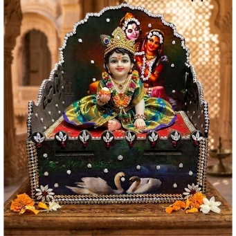 Idols & Figurines