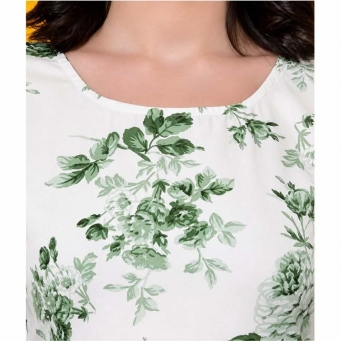 Vijay Enterprises women's relaxed fit floral printed top green