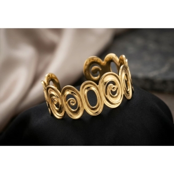 SOLMARE VENTURES stainless steel gold-plated cuff front view