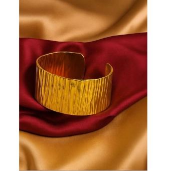 SOLMARE Ishtaara stainless steel gold-plated cuff