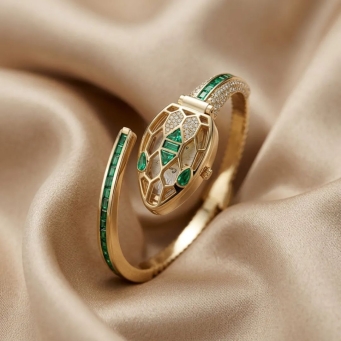 Emerald glow crystal bracelet watch with elegant design