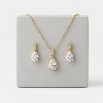 Pendant set with matching earrings for women and girls