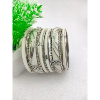Bangles & Bracelet