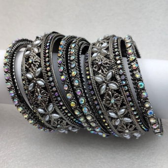 Bangles & Bracelet