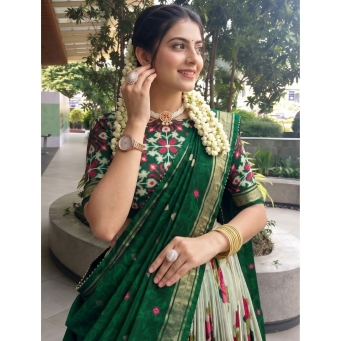 Lehenga Cholis