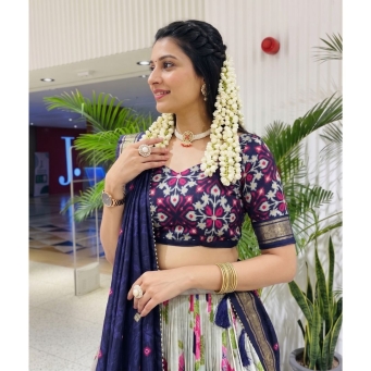 Lehenga Cholis