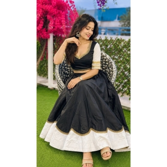 Lehenga Cholis